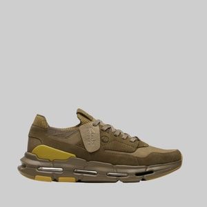 Men's Clarks NXE Lo Walking Sneakers in Olive Suede. 261 73538